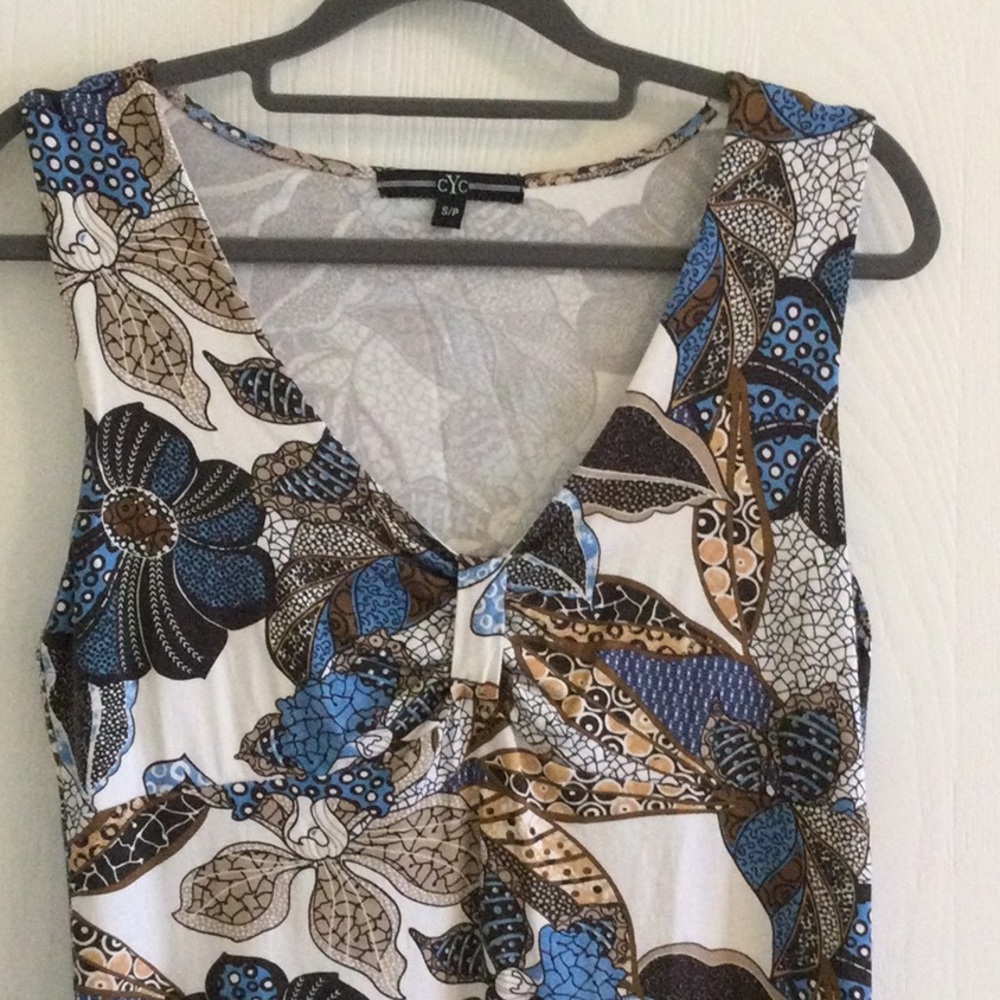 3 for $30 item - Flowery Low Cut Summer Top